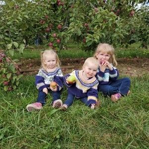 Meet your Posher, Moxie